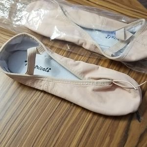 NWT Theatrical Ballerina slippers